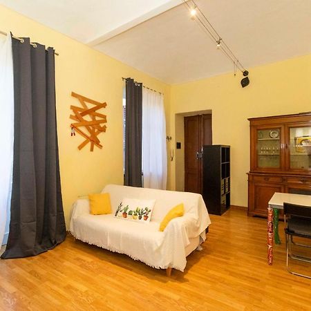 Porta Nuova & San Salvario Roomy Flat Turim Exterior foto
