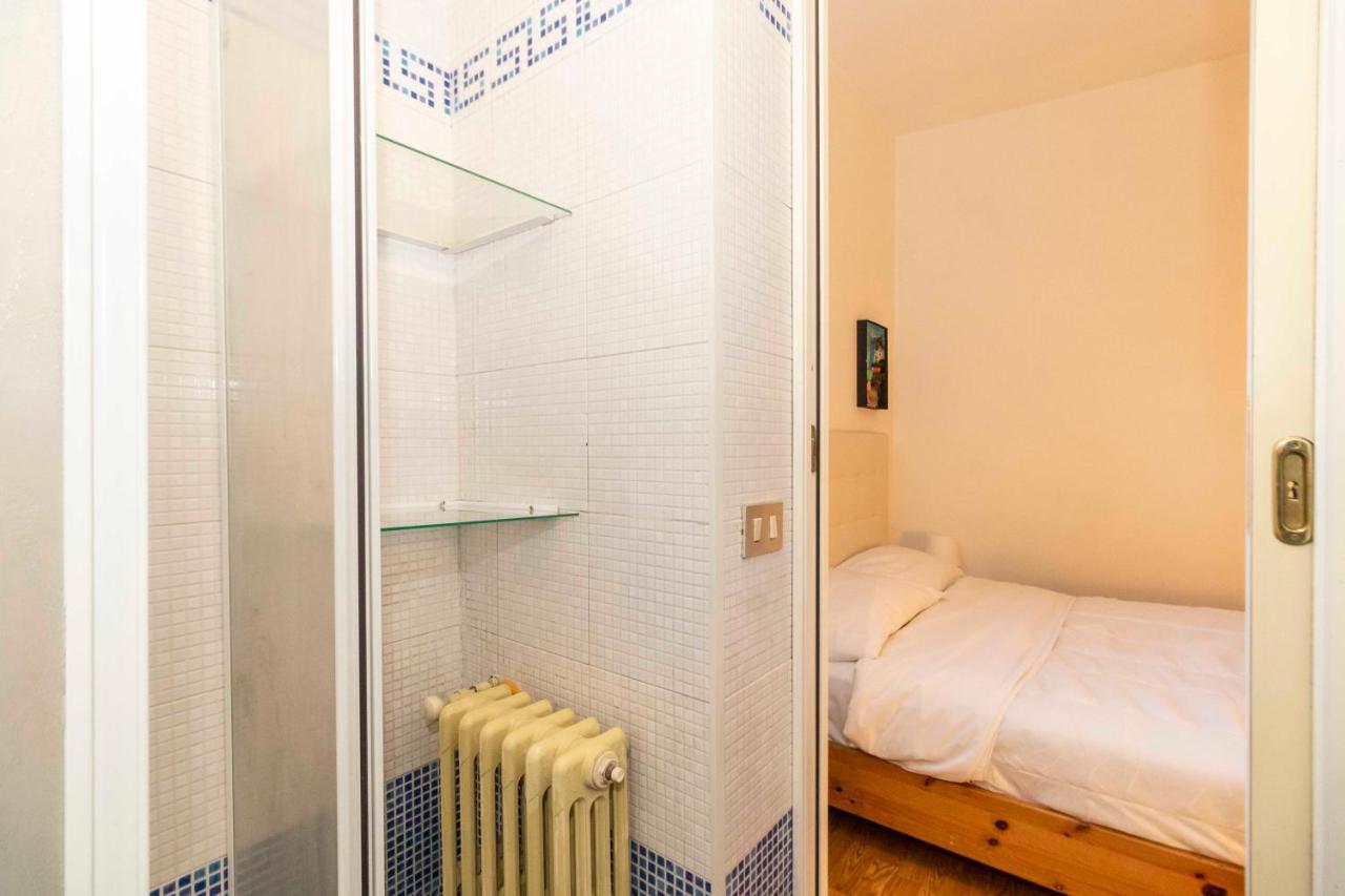 Porta Nuova & San Salvario Roomy Flat Turim Exterior foto